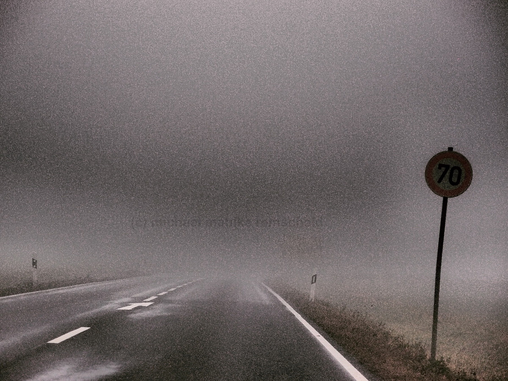 The Fog – Street fotografie im Nebel